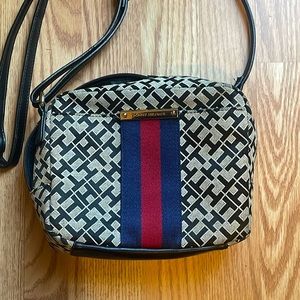 Tommy Hilfiger Crossbody Purse